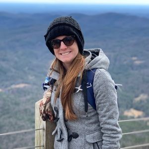 Meet your Posher, Rebecca